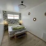 Hébergement de vacances Familial Avec Piscine Chauffée à - Fr-1-426-572 *